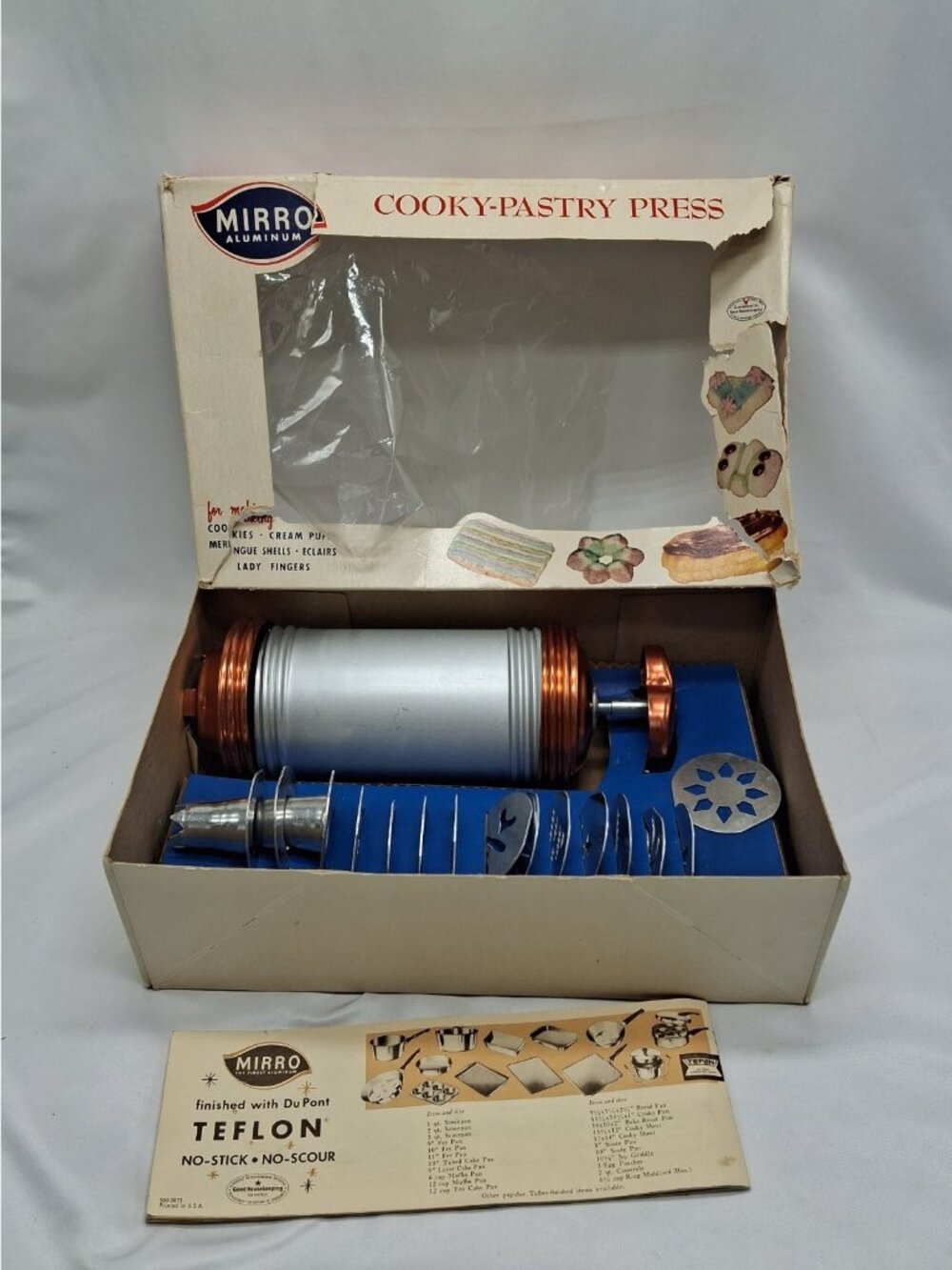 Vintage Mirro Dial-Up Cookie Cooky Press Set Christmas Cookies -With Box-Recipe
